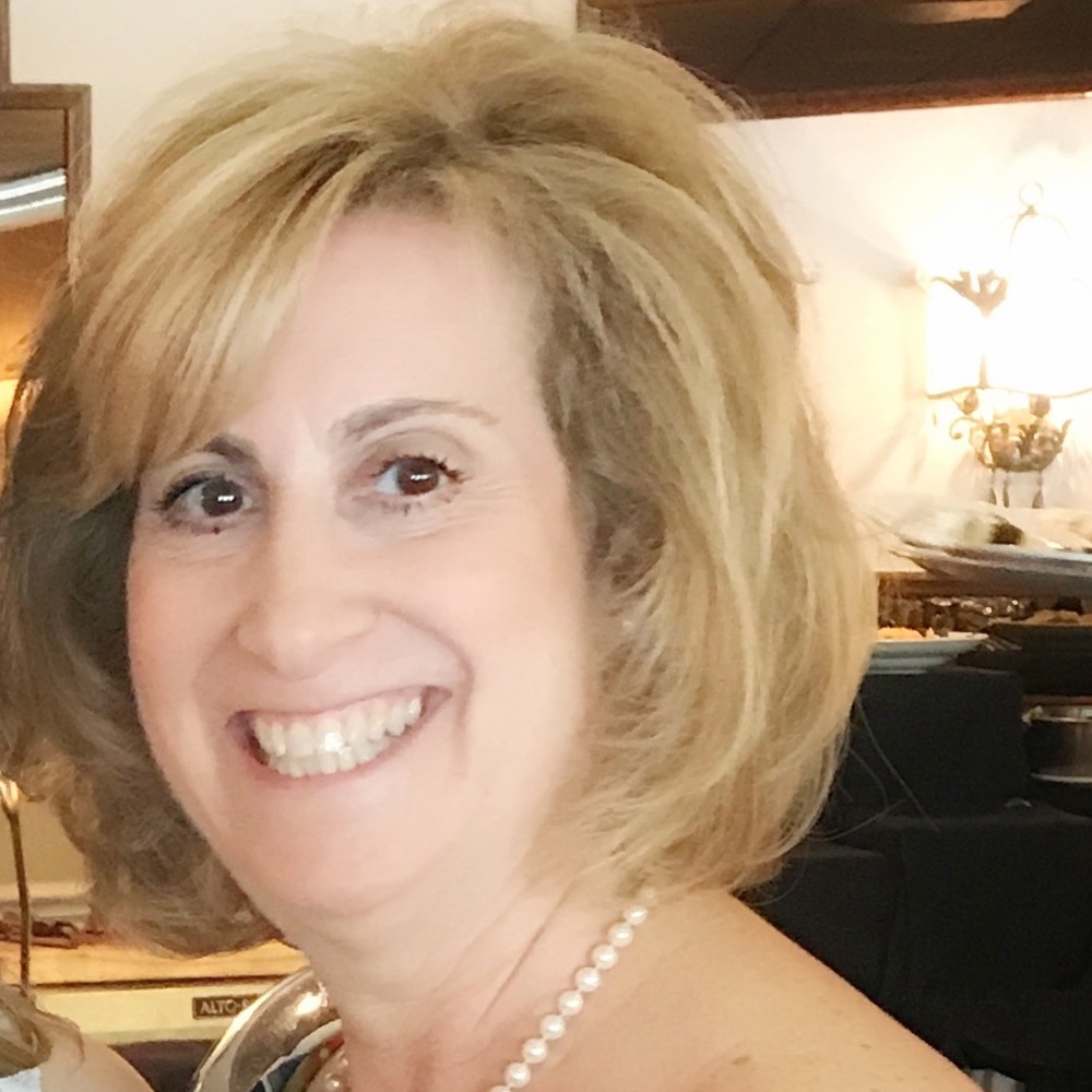 Meet your Posher, Lori